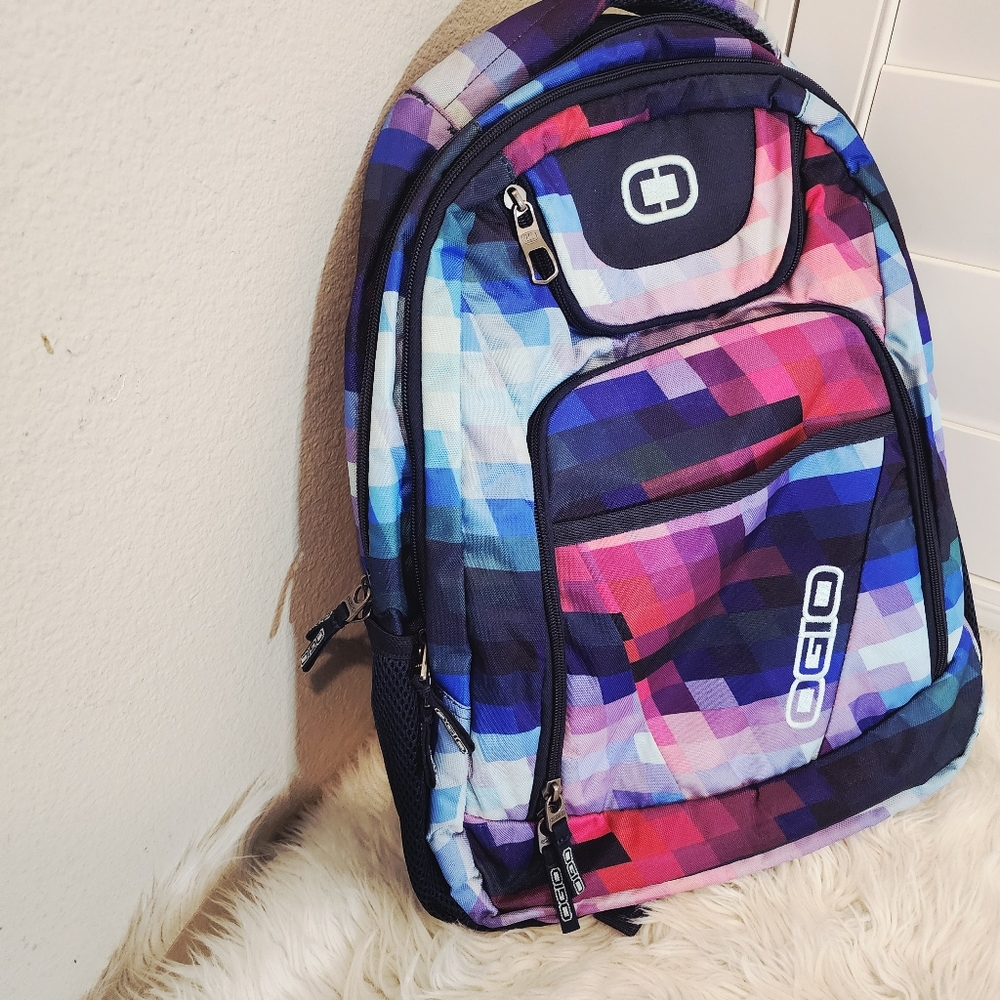 OGIO® Turbine Backpack With 17" Laptop Pocket, Kaleidoscope New With Tags - Picture 3 of 11